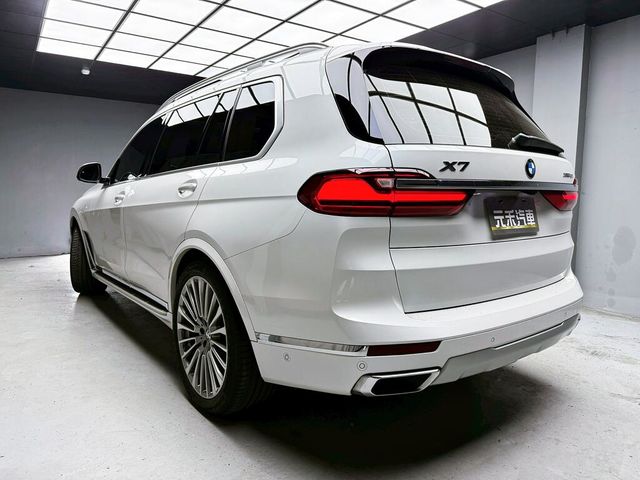 BMW寶馬 X7 XDRIVE40I  第4張相片