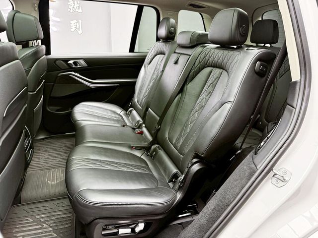 BMW寶馬 X7 XDRIVE40I  第13張相片