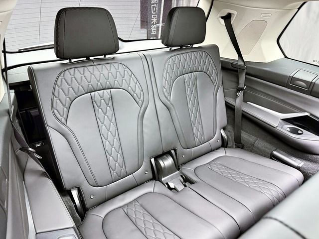 BMW寶馬 X7 XDRIVE40I  第15張相片