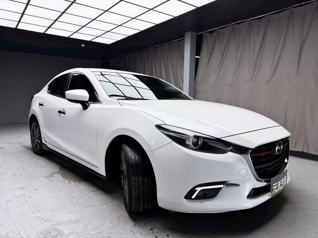 MAZDA馬自達 MAZDA 3  第3張相片