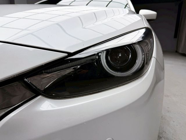 MAZDA馬自達 MAZDA 3  第7張相片