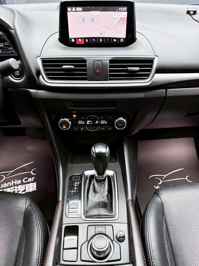 MAZDA馬自達 MAZDA 3  第16張相片