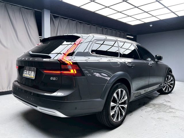 VOLVO富豪 V90 CROSS COUNTRY  第6張相片