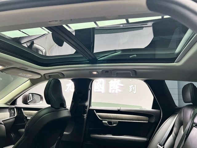 VOLVO富豪 V90 CROSS COUNTRY  第9張相片