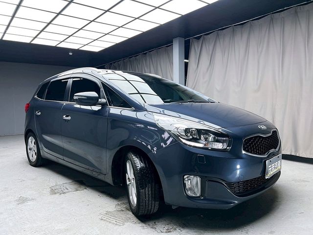 KIA起亞 CARENS  第3張相片