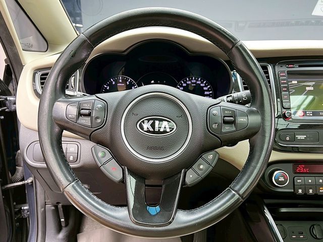 KIA起亞 CARENS  第16張相片