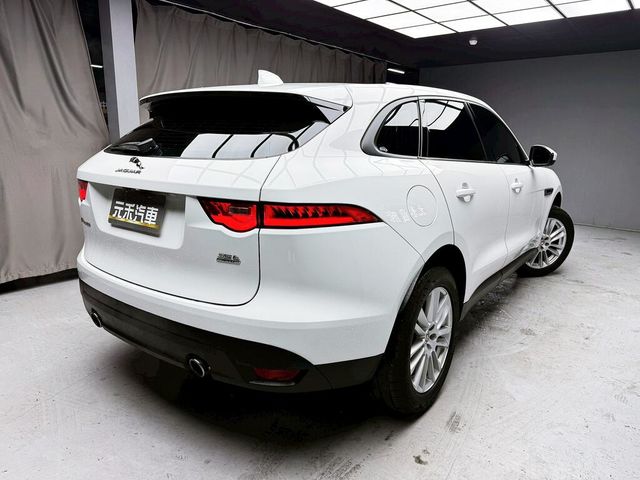 JAGUAR捷豹 F-PACE  第6張相片