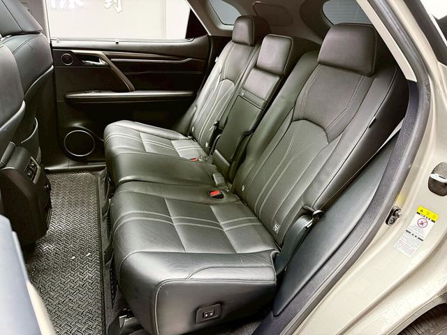 LEXUS凌志 RX450H  第13張相片