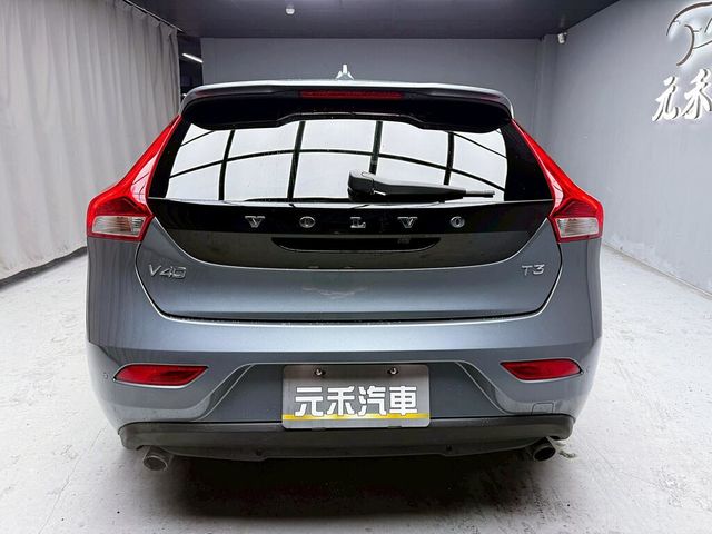 VOLVO富豪 V40  第5張相片
