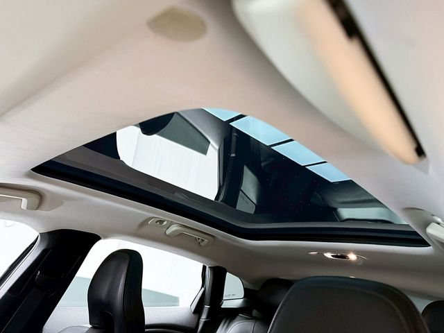 VOLVO富豪 V40  第9張相片