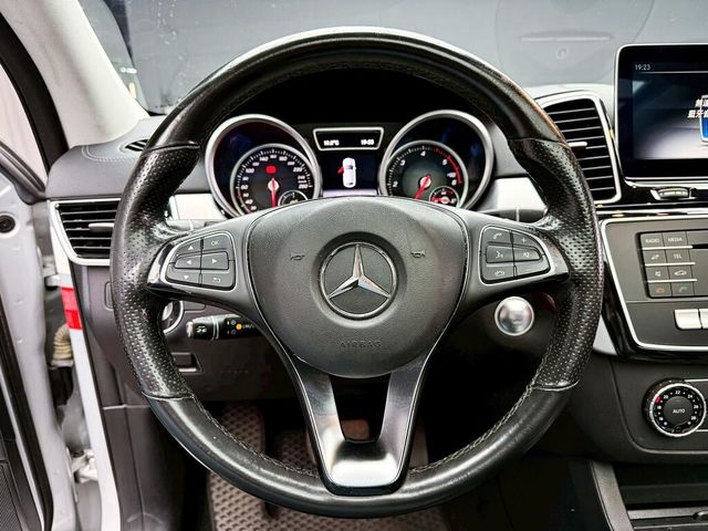 M-BENZ賓士 GLE350D  第15張相片