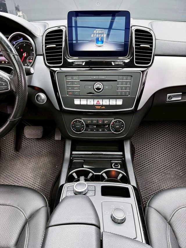 M-BENZ賓士 GLE350D  第16張相片