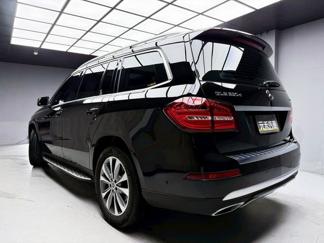 M-BENZ賓士 GLS 350D  第4張相片