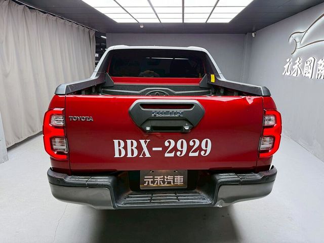 TOYOTA豐田 HILUX  第5張相片