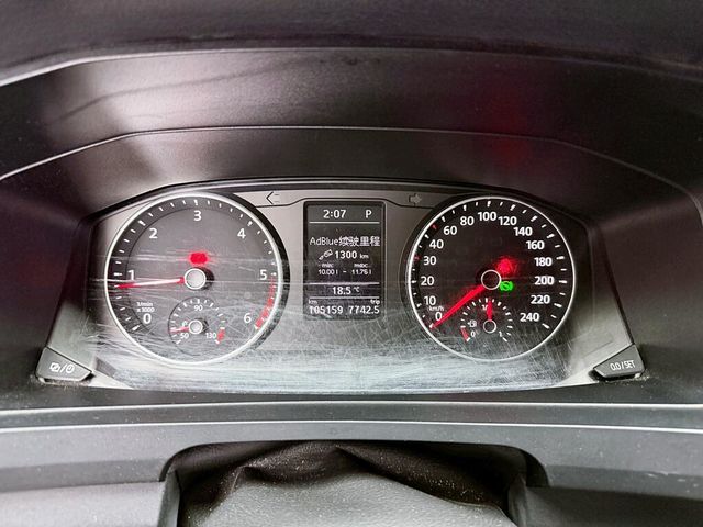 VOLKSWAGEN福斯 T6 CARAVELLE  第10張相片