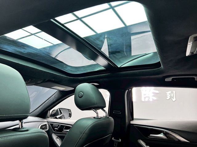 INFINITI無限 Q30  第9張相片