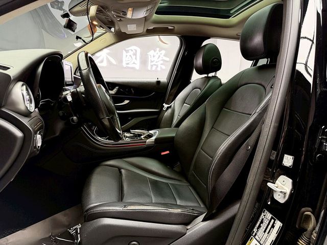 M-BENZ賓士 GLC300  第11張相片