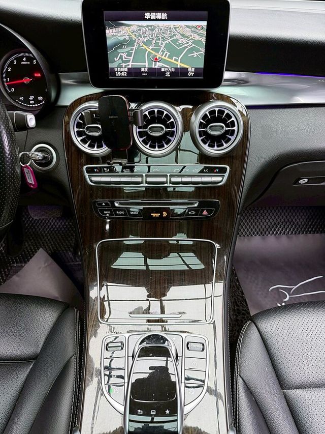 M-BENZ賓士 GLC300  第16張相片