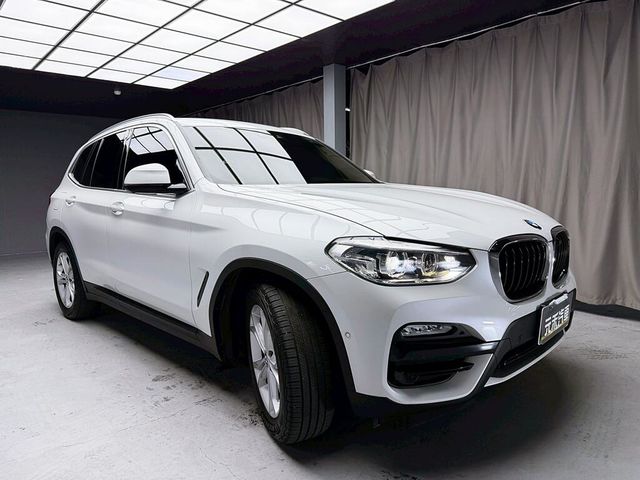 BMW寶馬 X3  第3張相片
