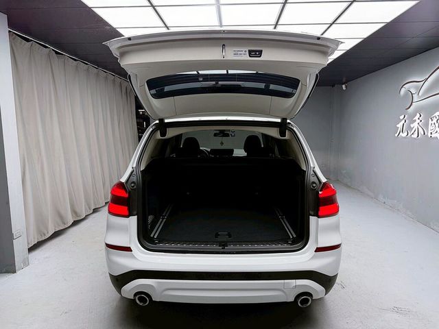 BMW寶馬 X3  第19張相片