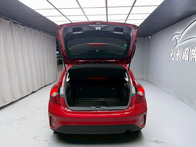 FORD福特 FOCUS  第19張相片