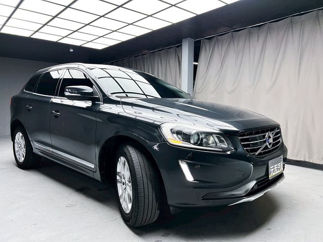 VOLVO富豪 XC60  第3張相片