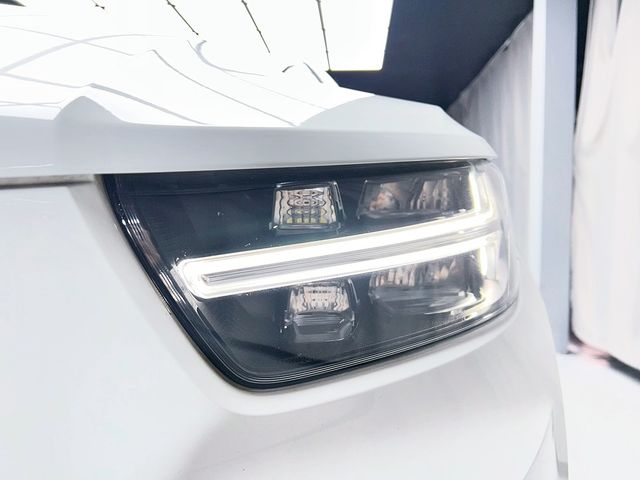 VOLVO富豪 XC40  第7張相片