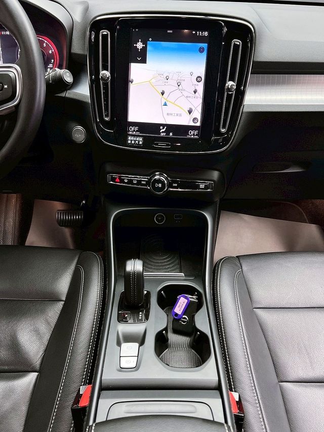 VOLVO富豪 XC40  第16張相片
