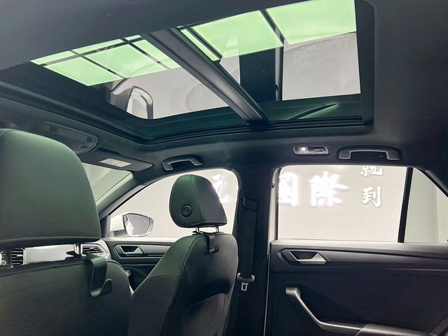 VOLKSWAGEN福斯 T-ROC  第9張相片