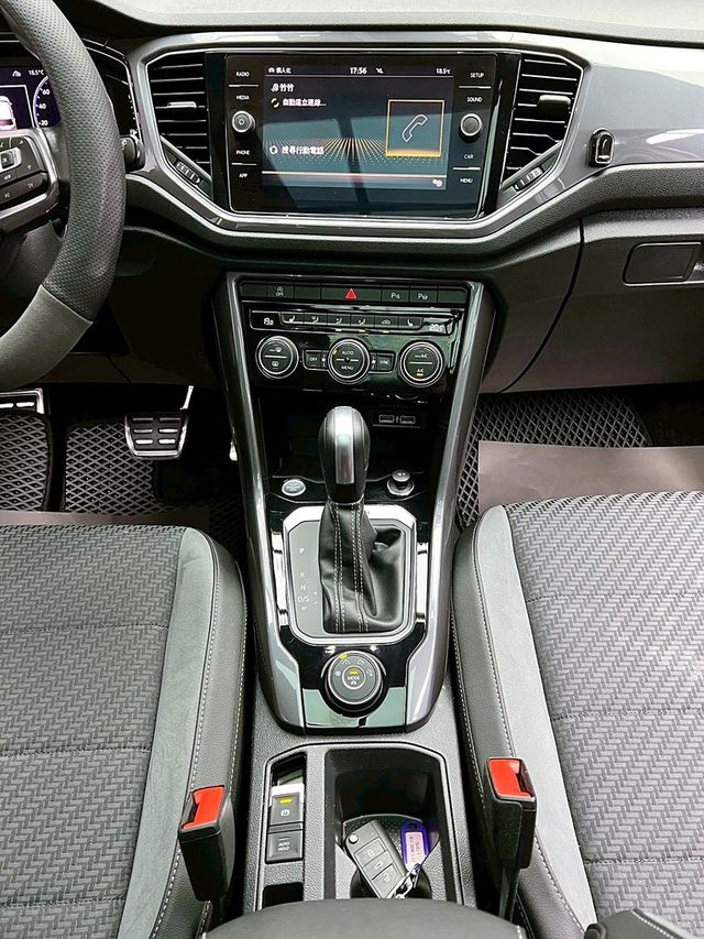 VOLKSWAGEN福斯 T-ROC  第16張相片