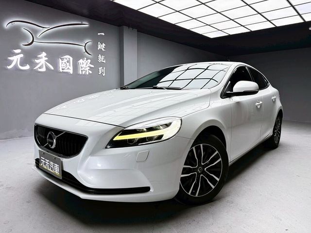 VOLVO富豪 V40  第1張相片
