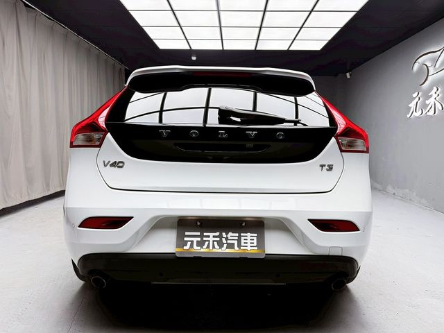 VOLVO富豪 V40  第5張相片