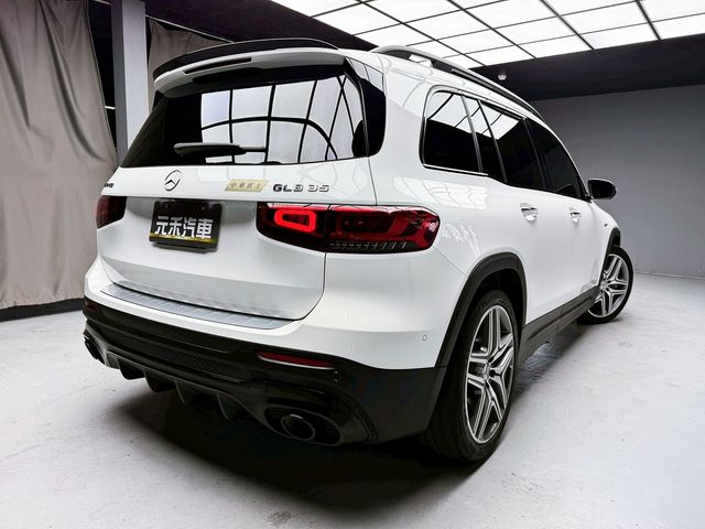 M-BENZ賓士 GLB35 AMG  第6張相片