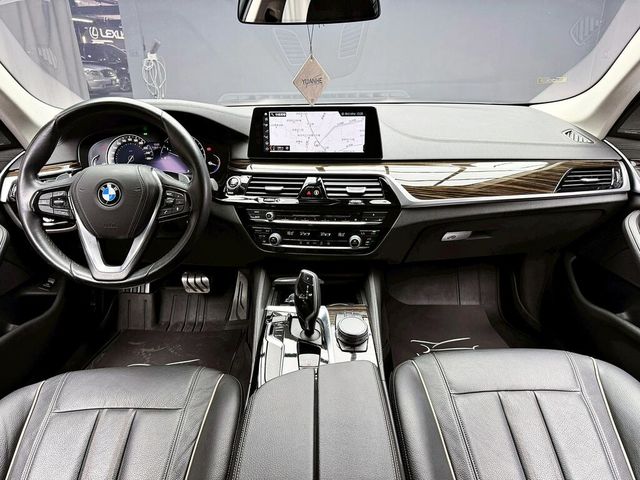 BMW寶馬 520I  第9張相片