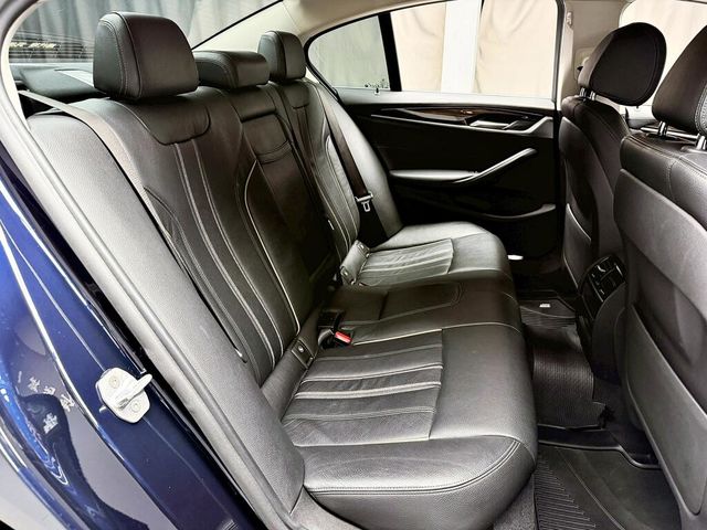 BMW寶馬 520I  第14張相片