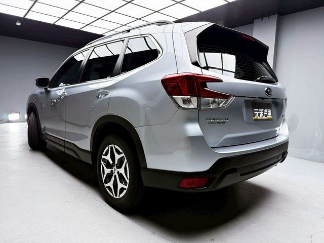 SUBARU速霸陸 FORESTER  第4張相片