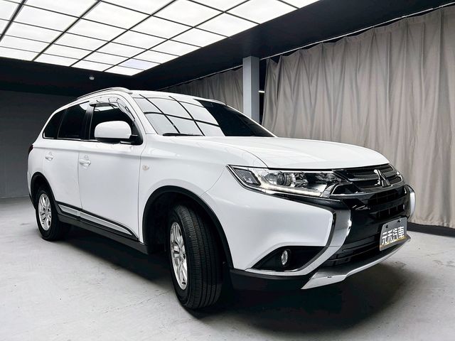 MITSUBISHI三菱 OUTLANDER  第3張相片
