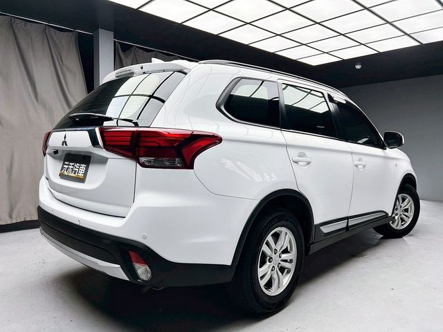MITSUBISHI三菱 OUTLANDER  第6張相片