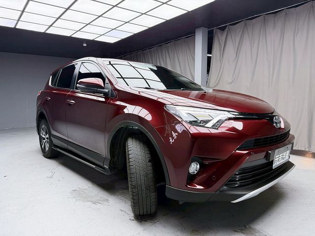 TOYOTA豐田 RAV4  第3張相片