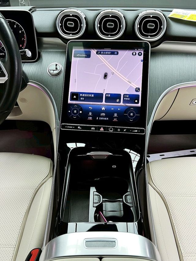 M-BENZ賓士 C200  第16張相片