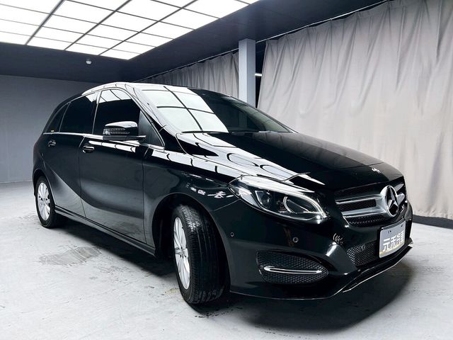 M-BENZ賓士 B200  第3張相片
