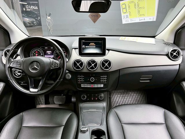 M-BENZ賓士 B200  第9張相片