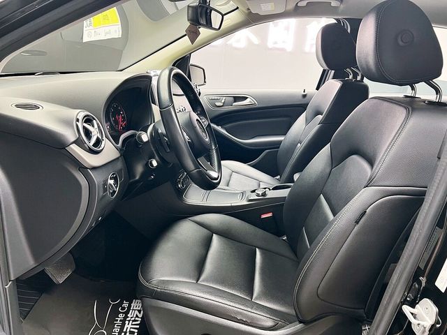 M-BENZ賓士 B200  第11張相片