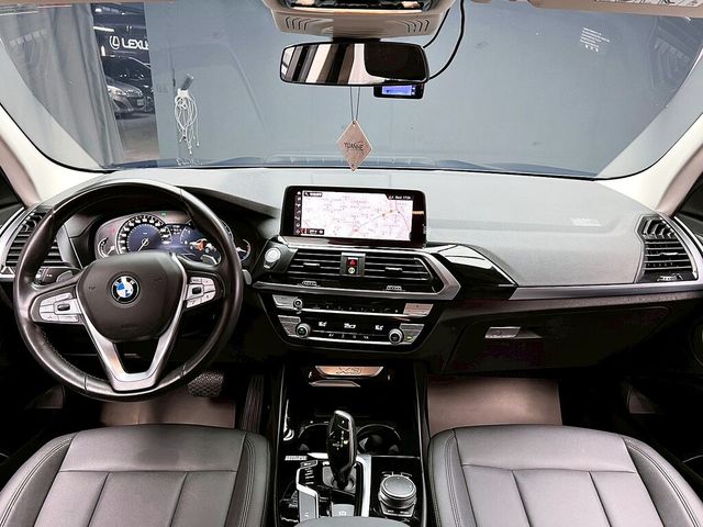 BMW寶馬 X3  第9張相片