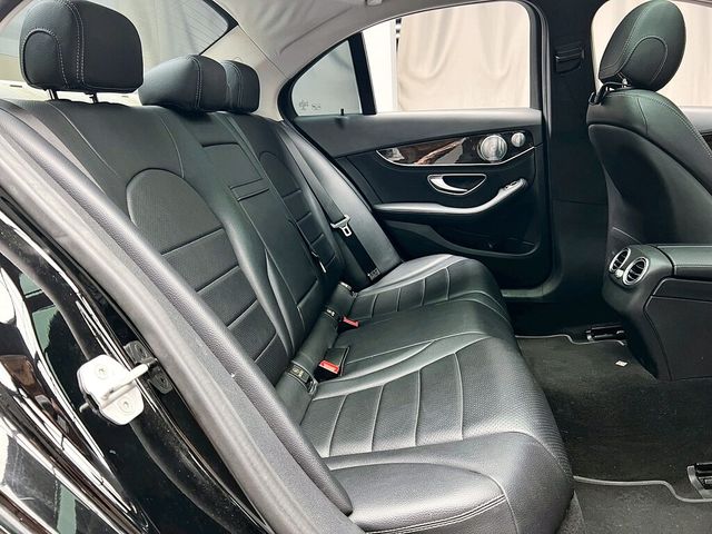 M-BENZ賓士 C300  第14張相片