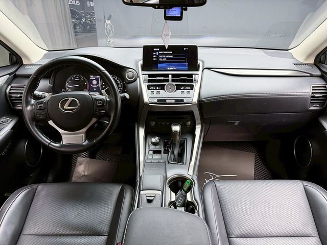 LEXUS凌志 NX300  第9張相片