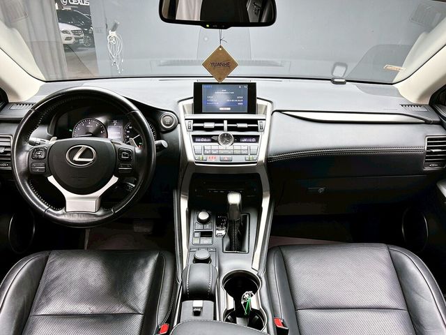 LEXUS凌志 NX200T  第9張相片