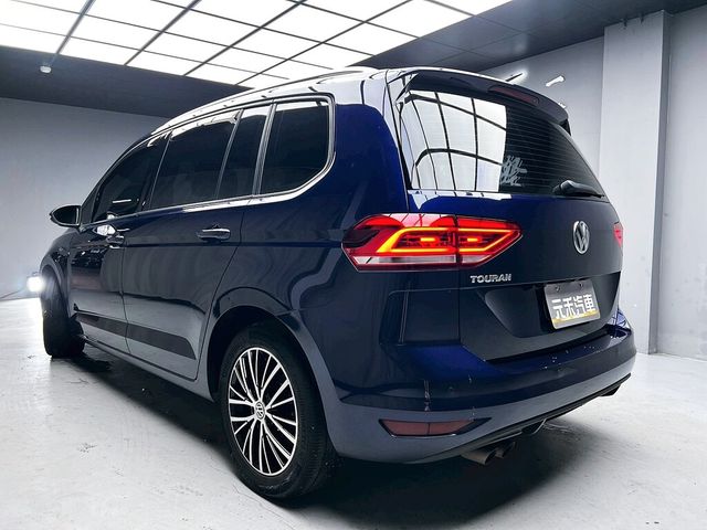 VOLKSWAGEN福斯 TOURAN  第4張相片