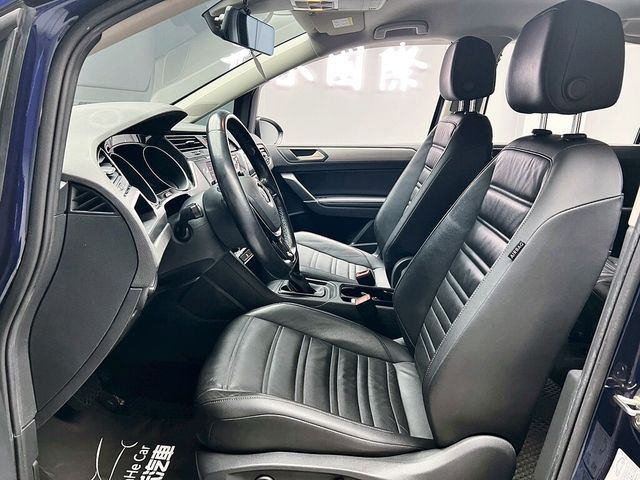 VOLKSWAGEN福斯 TOURAN  第11張相片