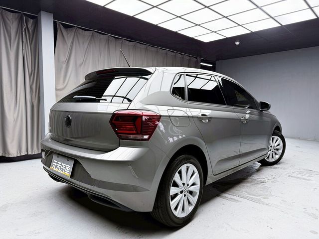 VOLKSWAGEN福斯 POLO  第6張相片